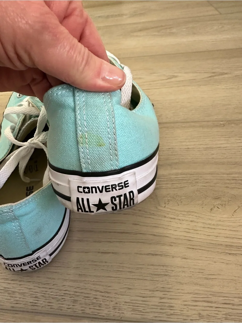 Converse Low Top Sneakers in Aqua Blue and White mens size 10 Womens size 12 - Picture 4 of 8